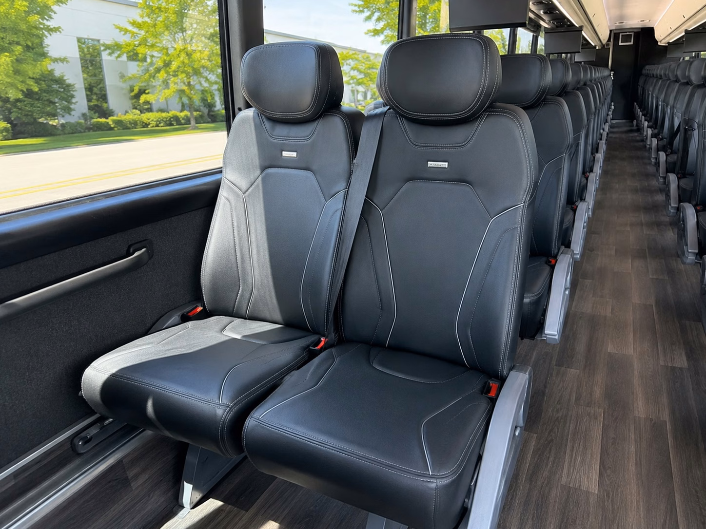 charterbusrentalsanfranciscoca com puts your group on the right bus for oracle park giants games